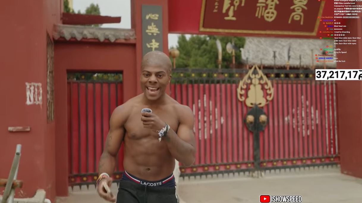 光頭造型！Speed中國行來到鄭州少林寺，上香拜佛學(xué)功夫